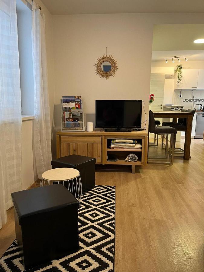 Apartment Sun&Sea, Senj, Prvi Red Do Mora Senj  Extérieur photo